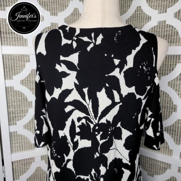 Ann Taylor Black & White Floral Cold Shoulder Sweater Dress Size Large - Picture 7 of 10